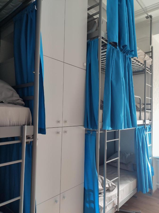 Хостел в тихом центре Харків Екстер'єр фото